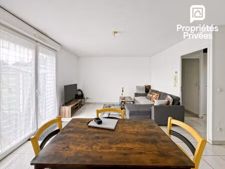 appartement t3 centre saint-andré-de-cubzac  aucun travaux   2 places de parking