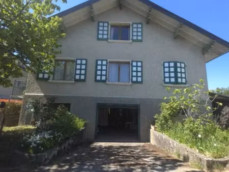 maison à annecy (74960)