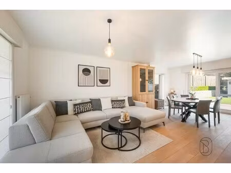 instapklare halfopen woning met 4 slaapkamers en epc a
