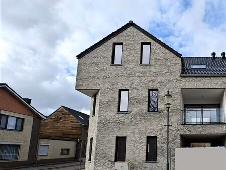 nieuwbouwwoning te vucht met 3 slaapkamers - 6% btw mogelijk