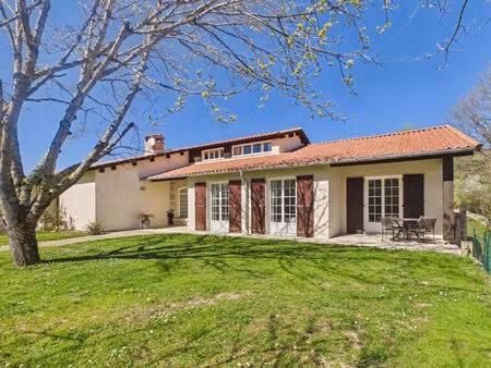 cordes-sur-ciel - villa économe en énergie avec piscine