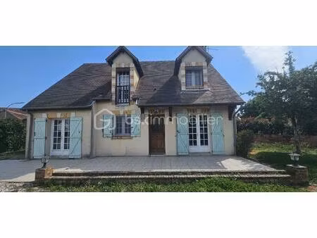 maison traditionnelle de 136 m² à bonnee