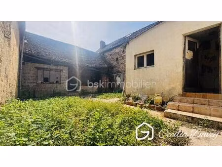 fermette de 70 m² à sens