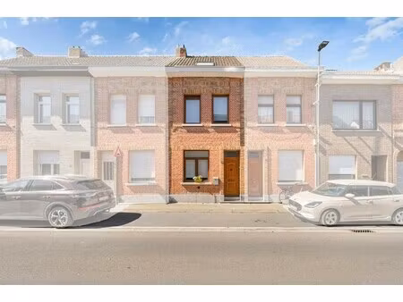 gezellige woning met zonnige tuin