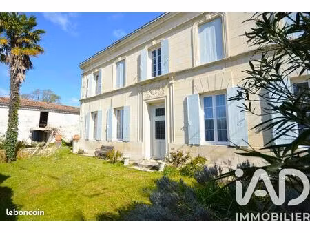 propriété 8 pièces 272 m²