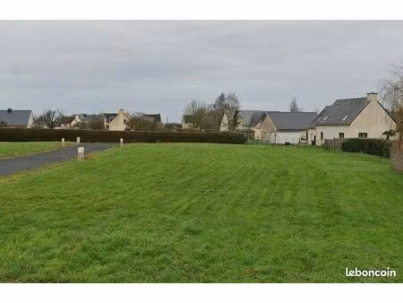 terrain 482 m² landebia