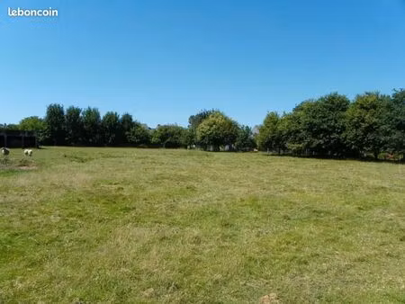 terrain 1 922 m² les loges