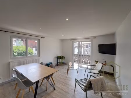 exclusivité : appartement 4 chambres rénové - centre du village