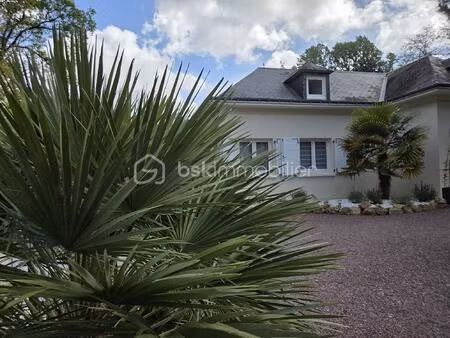 maison de 163 m² à monts