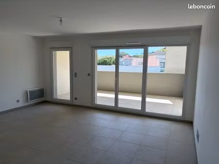 t3 neuf 70m2 centre istres
