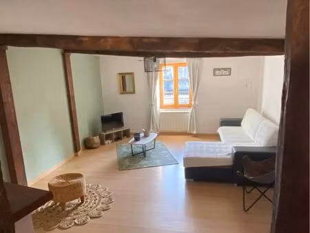 à louer au coeur du village de lautrec