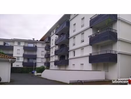 à louer – t2 avec jardin  parking et local vélo