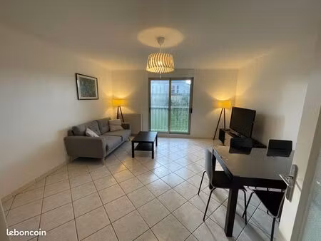 superbe t3 meublé de 73 m² entièrement rénové – à 15 min du centre de lyon