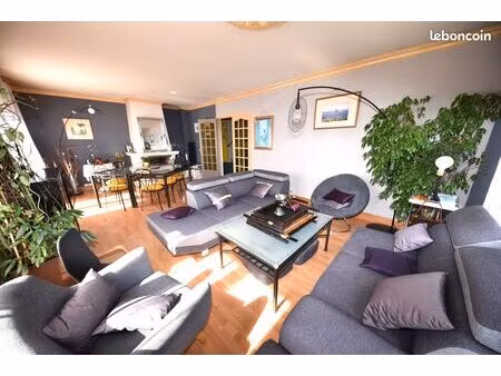 maison 6 pièces 138 m²