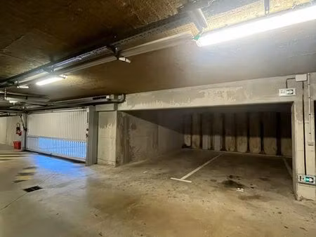 place de parking couverte blagnac