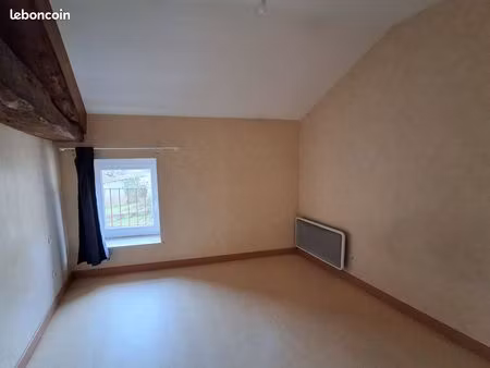 loue duplex 48 m2 st germain laval 42260