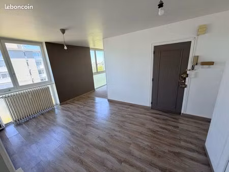 t3 lumineux 59 m² – 2 chambres – chauffage inclus – ascenseur – vue dégagée