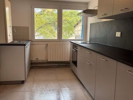 f3 rénové  terrasse 80m2  saint julien les metz