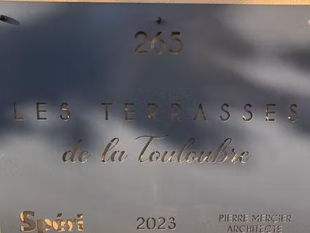 box de garage double fermé dans résidence neuve