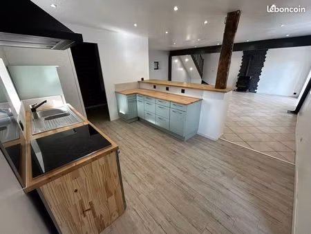 maison a louer 120m2