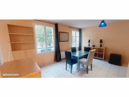 idéal étudiant meublé intra-muros beaune 33m2