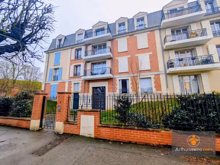 location appartement 3 pièces 67 m2 à compiègne