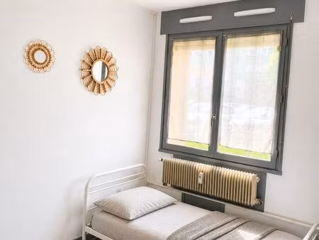 studio meublé