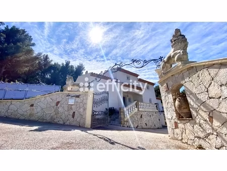 maison 6 pièces - 155 m²