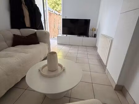 location t2 trélazé