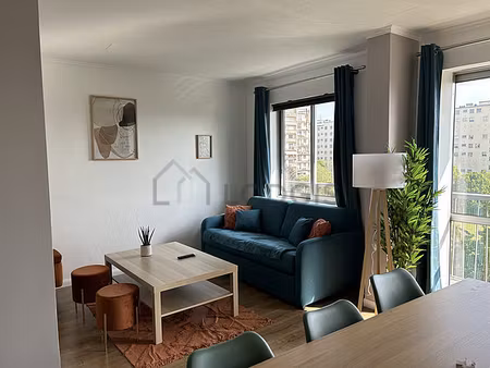 appartement 3 chambres meublé avec ascenseur et cave