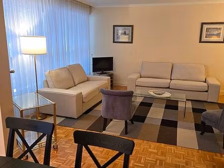appartement 3 chambres meublé avec ascenseur  concierge et place   de parking en option