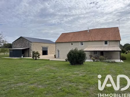 maison de campagne à paizay-le-sec (86300)