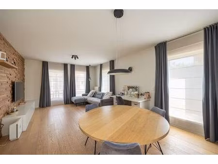 appartement te koop in merksem met 1 slaapkamer