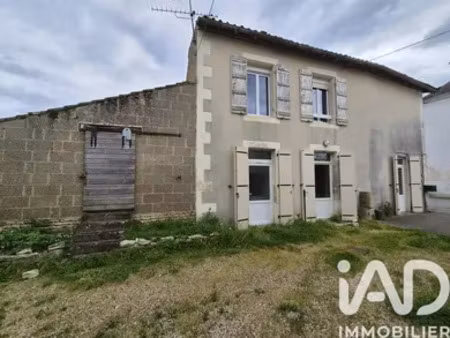 maison à brioux-sur-boutonne (79170)
