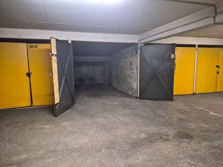 vente parking / box  12.12m²  paris 12