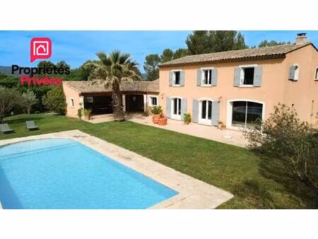 bastide à meyrargues 224 m2 piscine