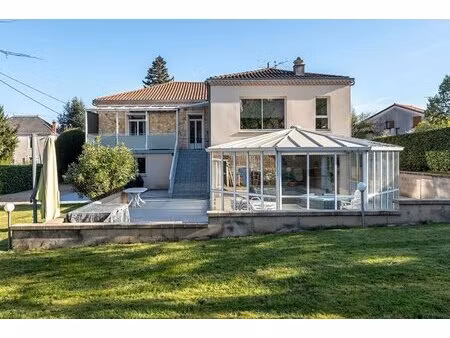 maison de ville boulazac 7 pièce(s) 223 m2 avec piscine intérieure