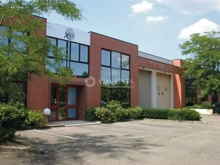 location local d’activités magny les hameaux 78114 443m² à 890m²