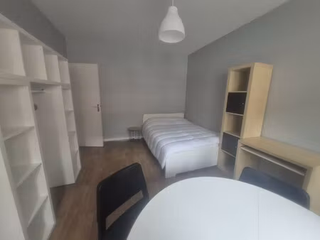 location appartement 1 pièce 26m² lille 59800
