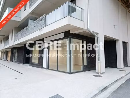 location commerce dijon 21000 111m²