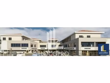 location commerce grasse 06130 345m²