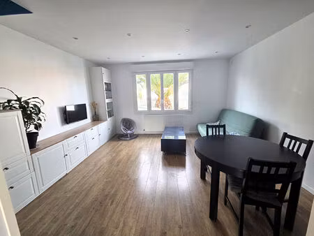 vente maison 4 pièces  84.20m²  les sables