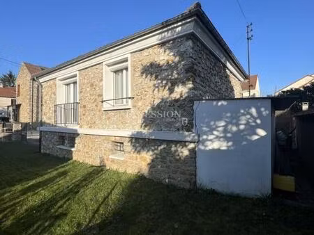 maison de 4 pièces _ 3 chambres