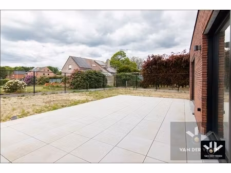 appartement te koop in helchteren met 2 slaapkamers