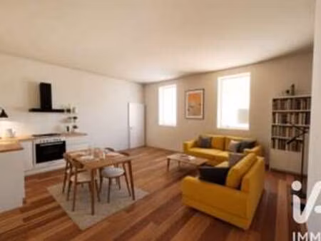 vente appartement 3 pièces à saintes (17100) : à vendre 3 pièces / 62m² saintes