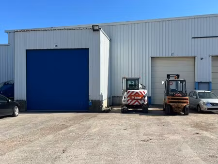magazijn unit 18-20 van 775 m² centraal tussen a12 en e19