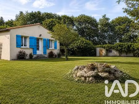 vente maison piscine à la barde (17360) : à vendre piscine / 110m² la barde