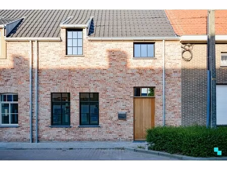 aantrekkelijke nieuwbouwwoning te staden