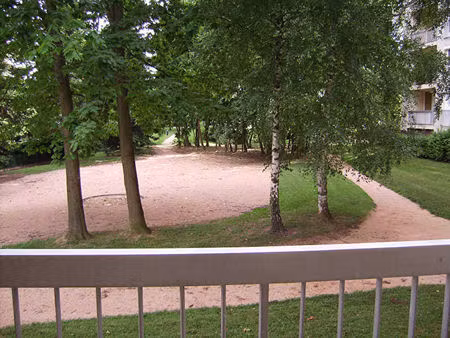 macon nord - t3bis en rez-de-chaussée surélevé - 71.71 m2