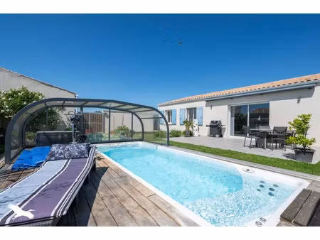 vente maison 5 pièces 115 m² à saint-just-luzac (17320)  333 585 €